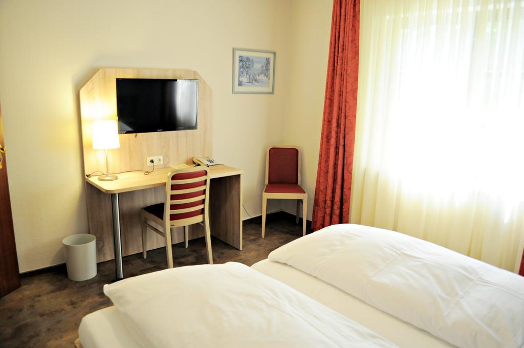 Salz & Pfeffer Im Gasthaus Frorup Hotell Oeversee Eksteriør bilde