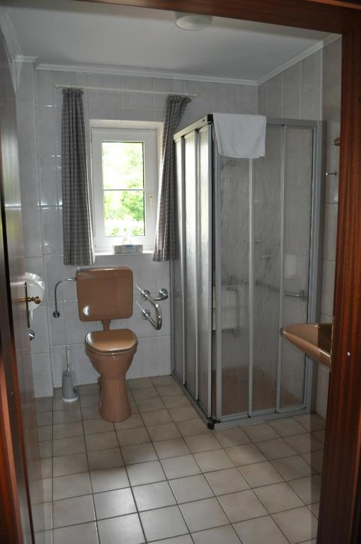 Salz & Pfeffer Im Gasthaus Frorup Hotell Oeversee Rom bilde